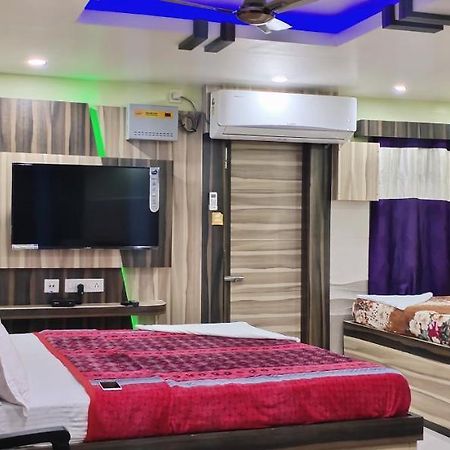 Ln Beach Homestay Пури Экстерьер фото