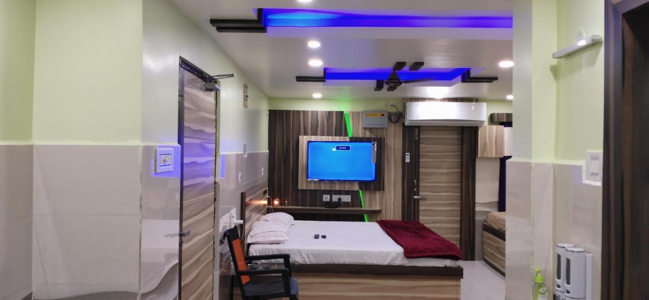 Ln Beach Homestay Пури Номер фото