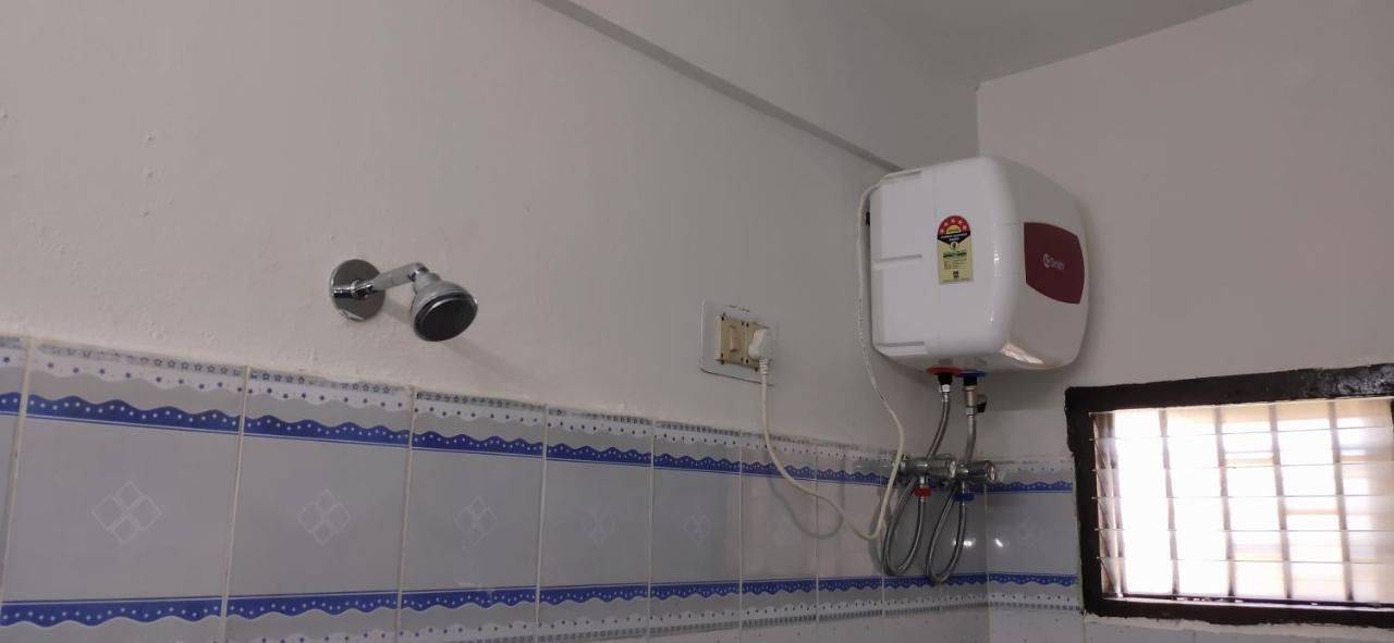 Ln Beach Homestay Пури Экстерьер фото